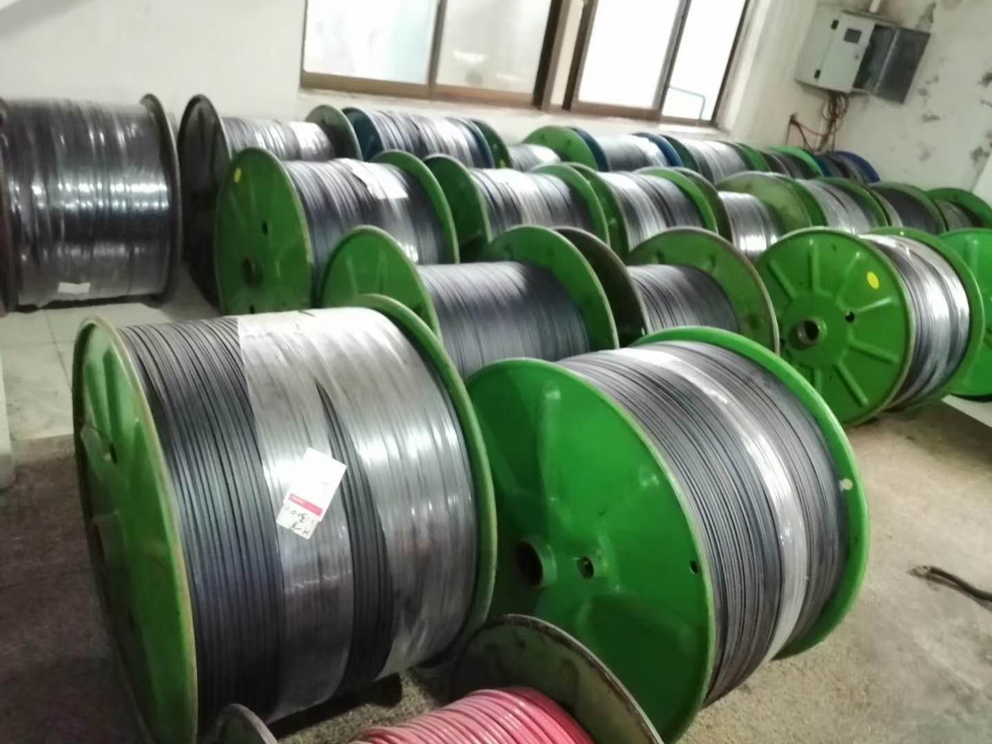 高溫電熱輻射管特點
